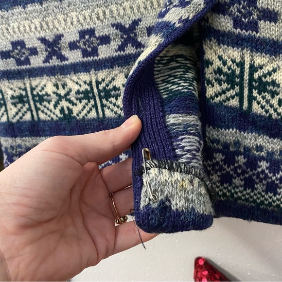 Vintage Fair Isle Patterned Knit Vest - Picture 5 of 5